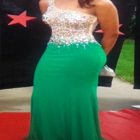 Dresses & Skirts - Prom Dress/Ballroom Dress